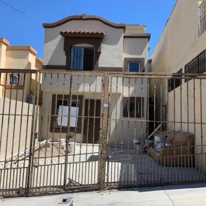 Casa en Residencial Del Bosque II -APARTADA-